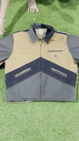 Carhartt rework Detroit jacket